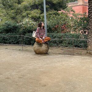 Meet your Posher, Maya